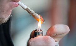 ehffekty-ot-smeshivaniya-marihuany-i-tabaka__EB0V265FjUH8LGN9.jpg